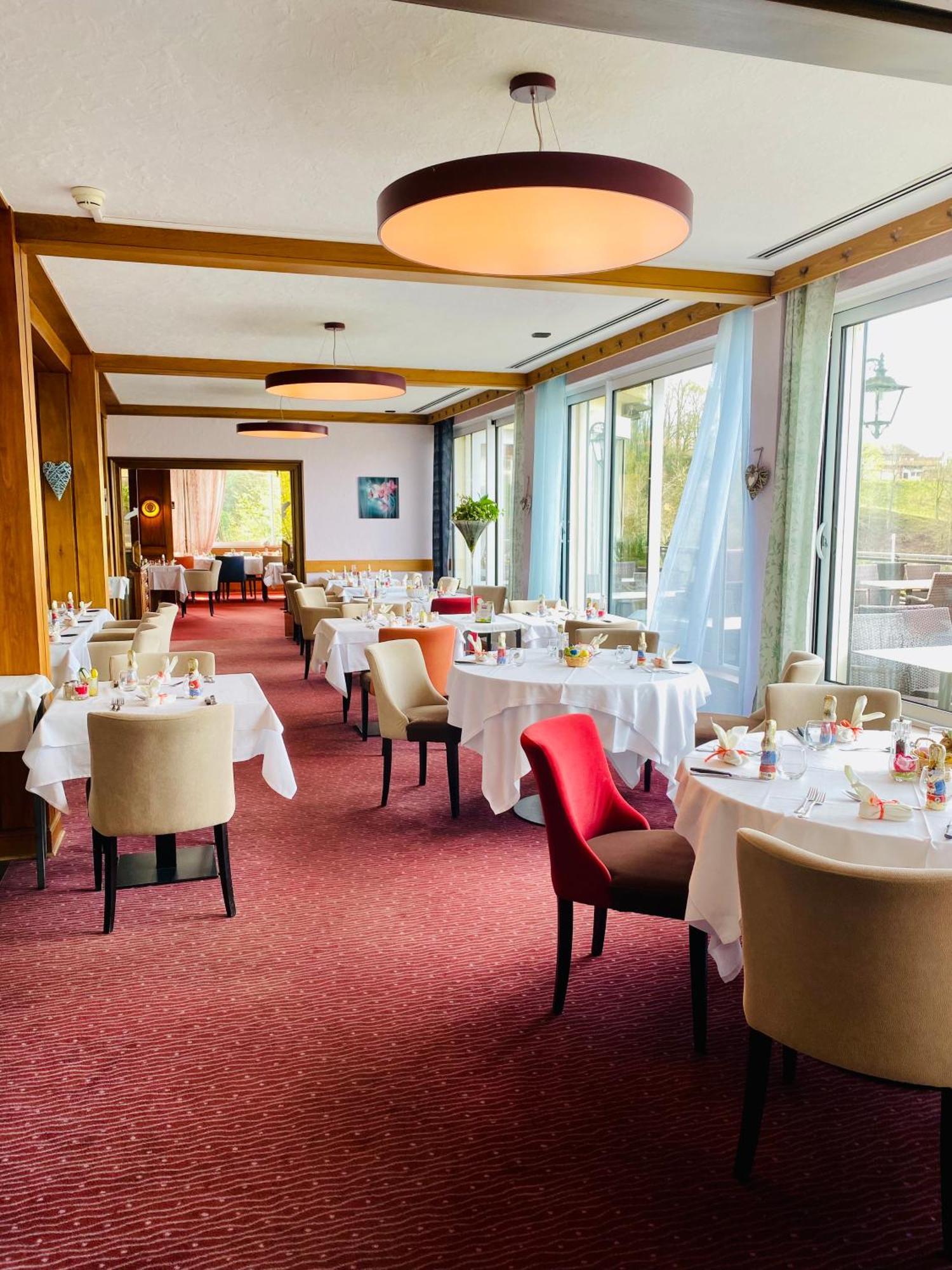 Hotel Restaurant Aux Trois Roses Ла Петит-Пиер Екстериор снимка